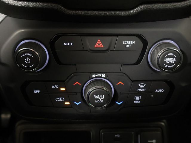 2020 Jeep Renegade Latitude FWD - 23010864 - 40