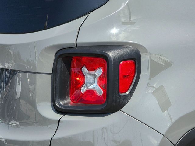 2020 Jeep Renegade Latitude FWD - 22921436 - 10