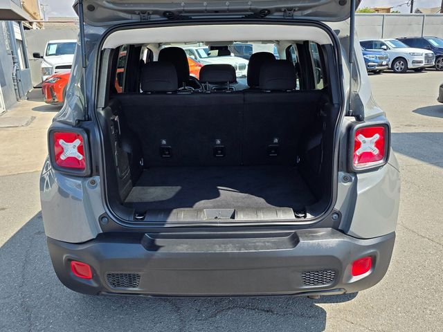 2020 Jeep Renegade Latitude FWD - 22921436 - 15