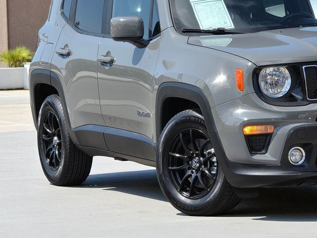 2020 Jeep Renegade Latitude FWD - 22921436 - 1