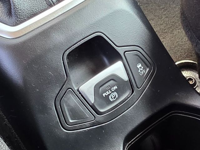 2020 Jeep Renegade Latitude FWD - 22921436 - 36