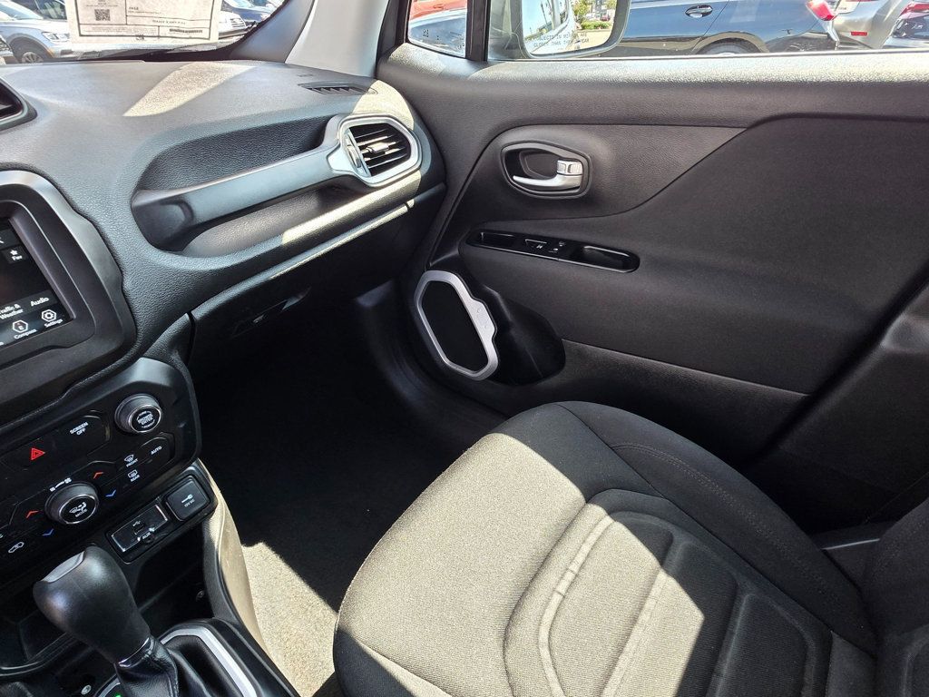 2020 Jeep Renegade Latitude FWD - 22921436 - 37