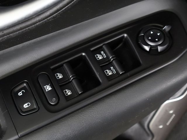 2020 Jeep Renegade Limited 4x4 - 22988782 - 32