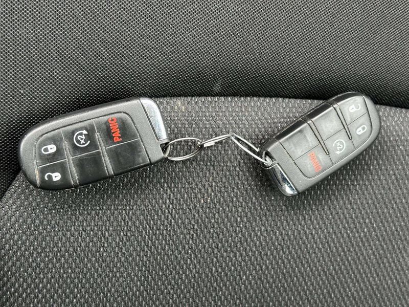 2020 Jeep Renegade Sport 4x4 - 23022354 - 32