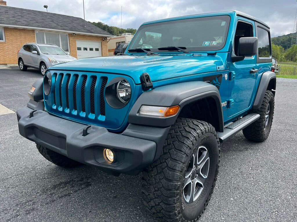 2020 Jeep Wrangler 2 Door Hard Top 6-Speed JL Lifted 4x4 - 22565606 - 4