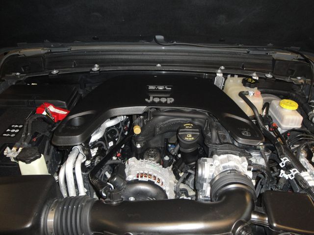 2020 Jeep Wrangler SPORT-PKG, LOW MI, RARE STING-GRAY, 1-OF A KIND JEEP! - 22990122 - 70