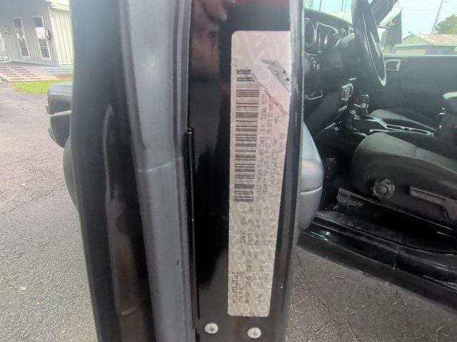 2020 Jeep Wrangler Sport S 4x4 - 23045173 - 22