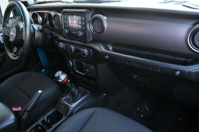 2020 Jeep Wrangler SPORT W/ NEW CLUTCH AND BRAKE SERVICE  - 22794566 - 6