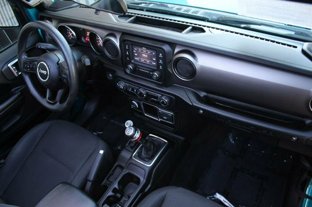 2020 Jeep Wrangler SPORT W/ NEW CLUTCH AND BRAKE SERVICE  - 22794566 - 9