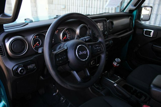 2020 Jeep Wrangler SPORT W/ NEW CLUTCH AND BRAKE SERVICE  - 22794566 - 19