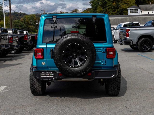 2020 Jeep Wrangler Unlimited Sahara Altitude