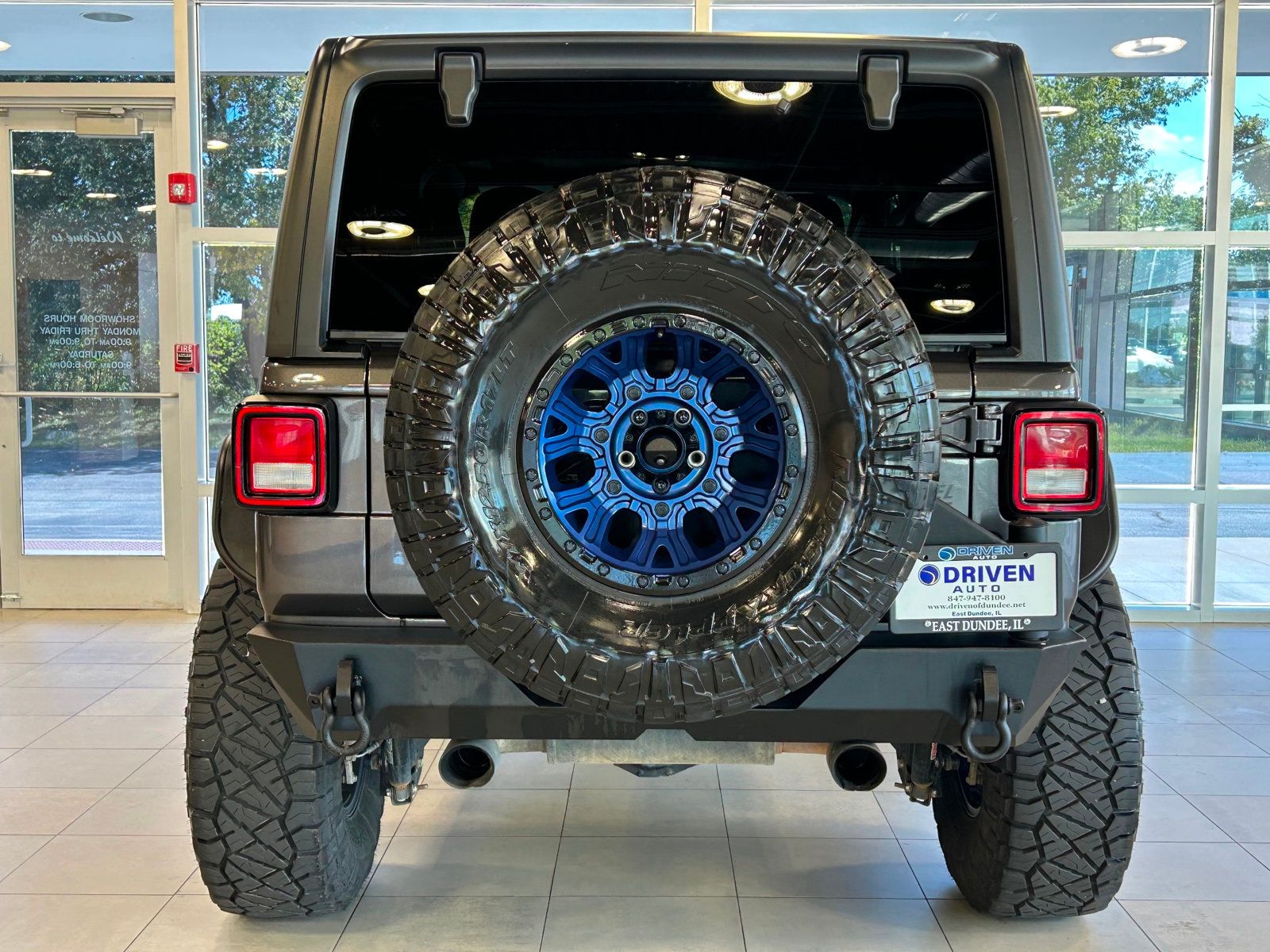 2020 Jeep Wrangler Willys photo 10
