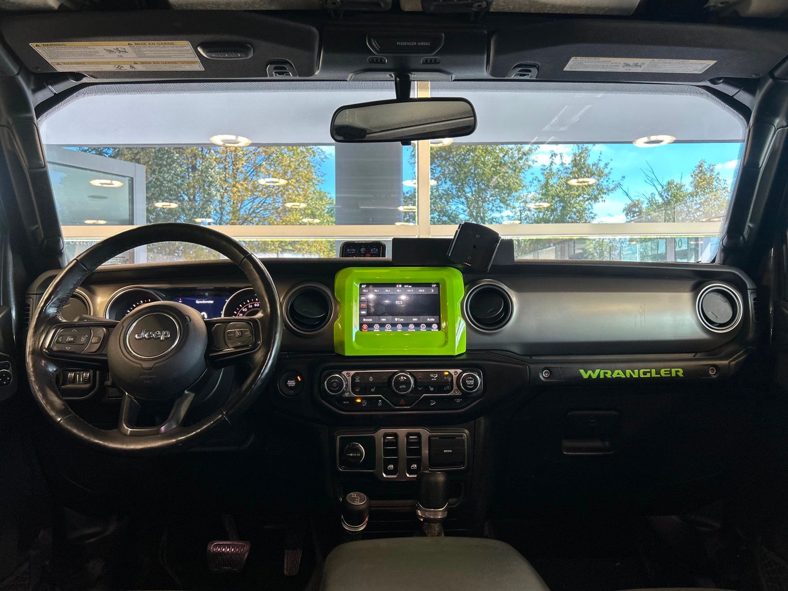 2020 Jeep Wrangler Willys photo 31