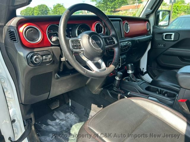 2020 Jeep Wrangler Unlimited LEATHER!! SKYVIEW ONE TOUCH !! COLOR MATCH HARDTOP!! - 23046508 - 13