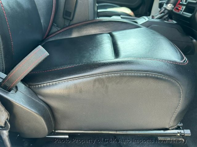 2020 Jeep Wrangler Unlimited LEATHER!! SKYVIEW ONE TOUCH !! COLOR MATCH HARDTOP!! - 23046508 - 19
