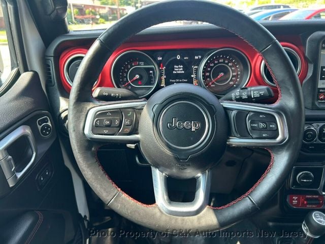 2020 Jeep Wrangler Unlimited LEATHER!! SKYVIEW ONE TOUCH !! COLOR MATCH HARDTOP!! - 23046508 - 29