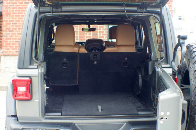 2020 Jeep Wrangler Unlimited LocalTrade/Unlimited/Rubicon/V6/ColdWeatherPkg/BackupCamera/NAV - 22999480 - 52
