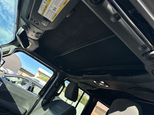 2020 Jeep Wrangler Unlimited North Edition 4x4 - 22963771 - 19