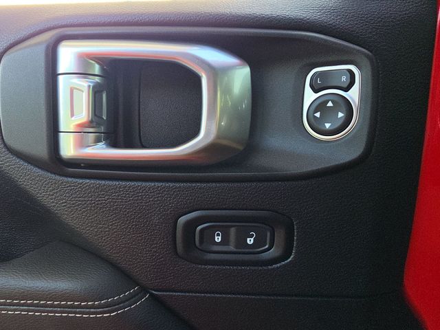 2020 Jeep Wrangler Unlimited North Edition 4x4 - 23026558 - 18