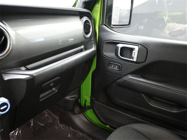 2020 Jeep Wrangler Unlimited North Edition 4x4 - 22937243 - 13