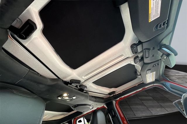 2020 Jeep Wrangler Unlimited North Edition 4x4 - 22865476 - 32