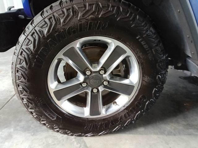 2020 Jeep Wrangler Unlimited North Edition 4x4 - 23039625 - 7