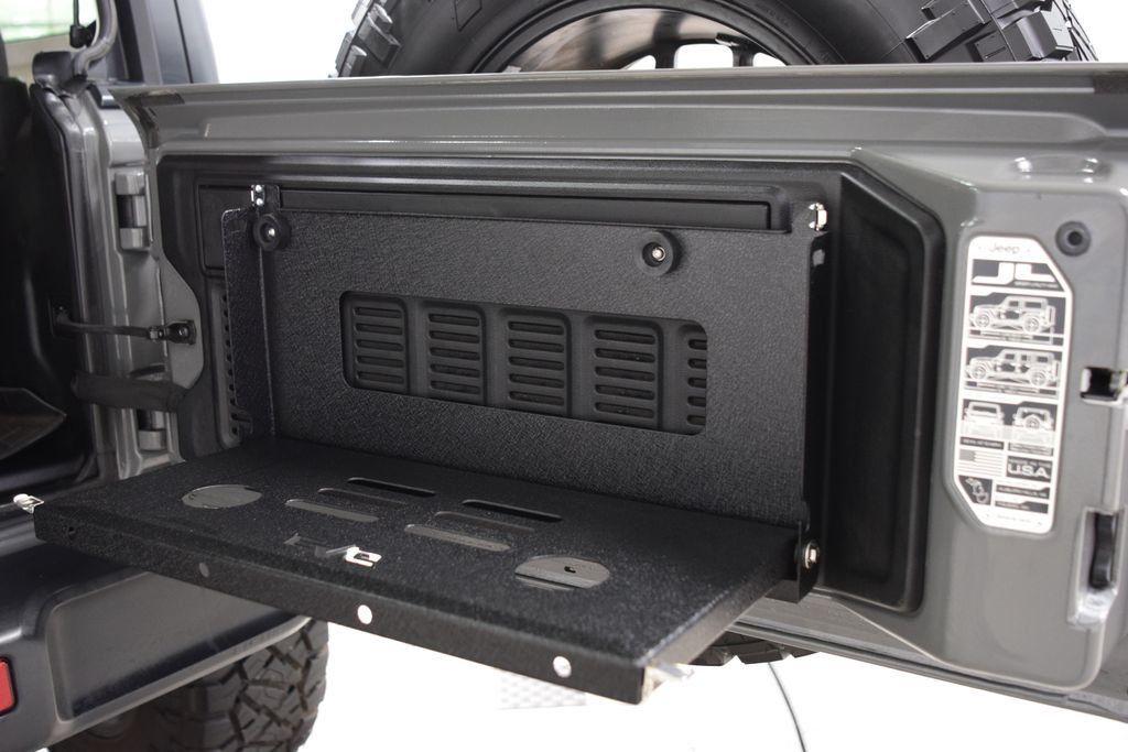 2020 Jeep Wrangler Unlimited North Edition 4x4 - 23019010 - 20