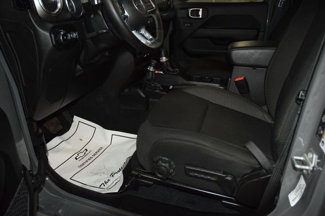 2020 Jeep Wrangler Unlimited North Edition 4x4 - 23019010 - 36