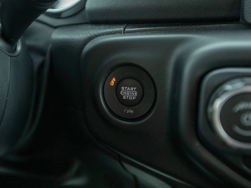 2020 Jeep Wrangler Unlimited Recon photo 22