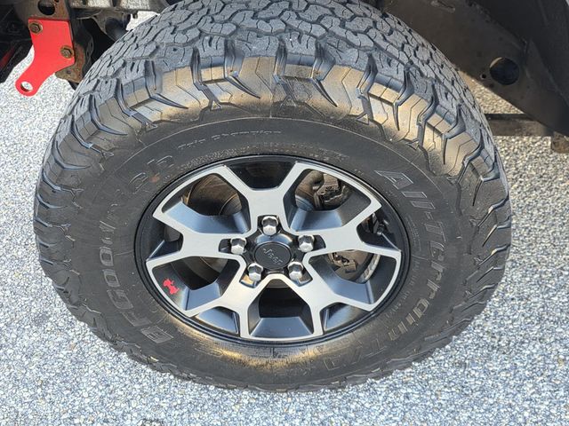 2020 Jeep Wrangler Unlimited Rubicon 4x4 - 22976606 - 38