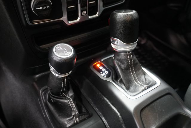 2020 Jeep Wrangler Unlimited Sahara 4x4 - 23006073 - 22