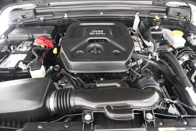 2020 Jeep Wrangler Unlimited Sahara 4x4 - 23006073 - 29