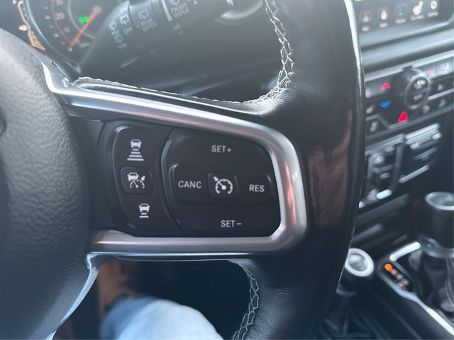 2020 Jeep Wrangler Unlimited Sahara 4x4 - 22967788 - 28