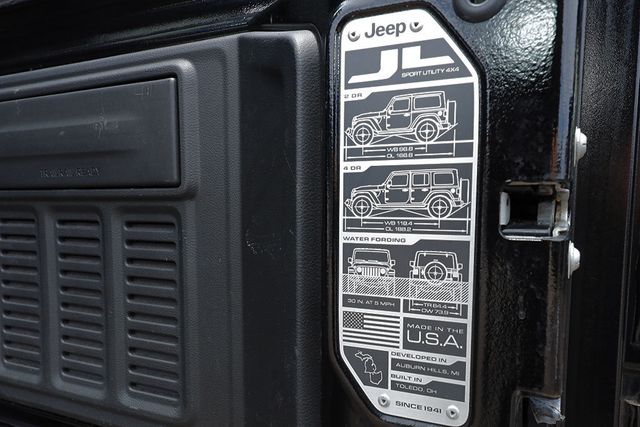 2020 JEEP Wrangler Unlimited Sahara Altitude 4x4 - 23034462 - 44