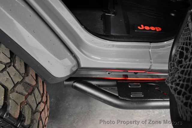 2020 Jeep Wrangler Unlimited Sahara Altitude 4x4 - 22777560 - 36