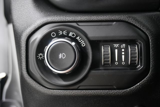 2020 Jeep Wrangler Unlimited Sahara Altitude 4x4 - 22944901 - 23