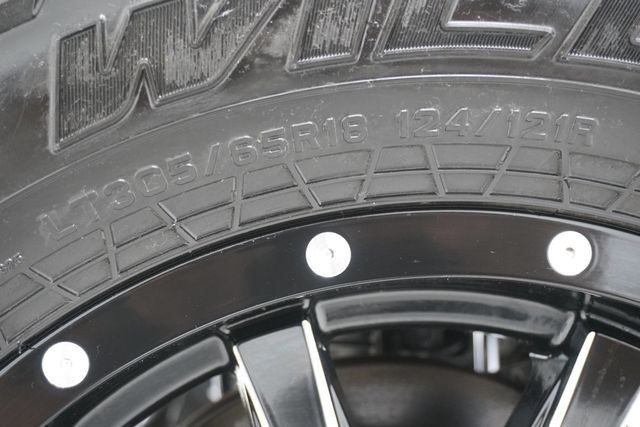 2020 Jeep Wrangler Unlimited Sahara Altitude 4x4 - 22944901 - 28