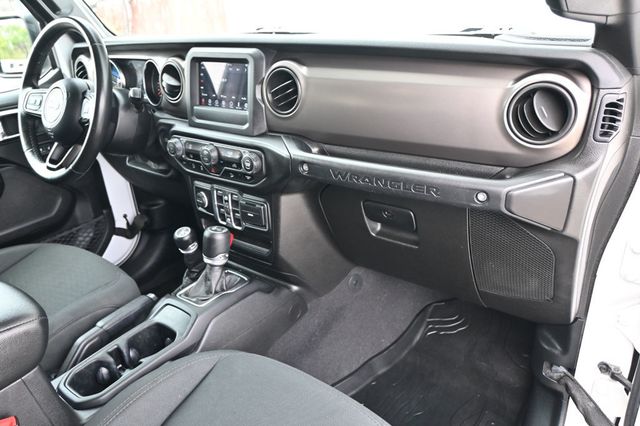 2020 Jeep Wrangler Unlimited Sport S 4X4 Rough Country Shocks w/Reservoirs - 23005852 - 11