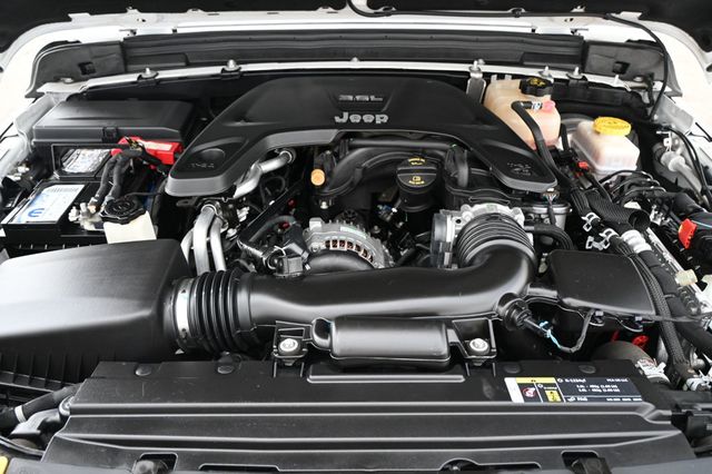 2020 Jeep Wrangler Unlimited Sport S 4X4 Rough Country Shocks w/Reservoirs - 23005852 - 20