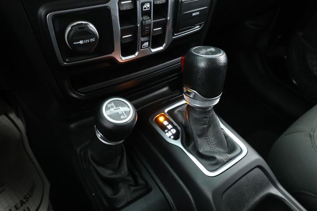 2020 Jeep Wrangler Unlimited Sport S 4x4 w/ Alpine Premium Audio, Hardtop & Technology Group - 22926505 - 13