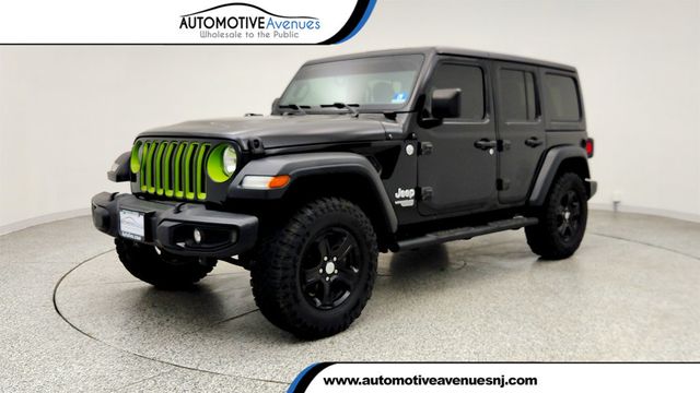 2020 Jeep Wrangler Unlimited Sport S 4x4 w/ Black 3 Piece Hard Top - 23012278 - 0