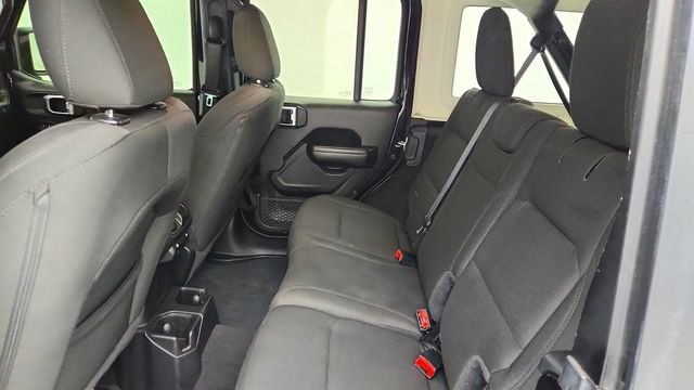 2020 Jeep Wrangler Unlimited Sport S 4x4 w/ Black 3 Piece Hard Top - 23012278 - 19