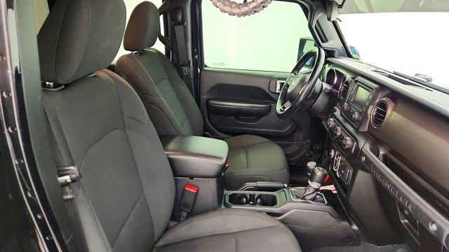 2020 Jeep Wrangler Unlimited Sport S 4x4 w/ Black 3 Piece Hard Top - 23012278 - 22