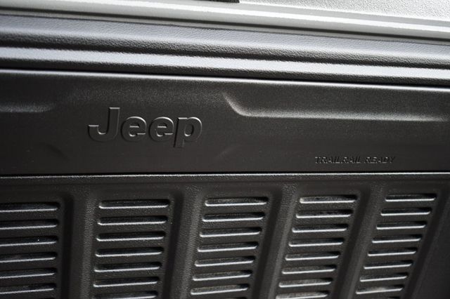 2020 Jeep Wrangler Unlimited Willys 4x4 - 22974959 - 46