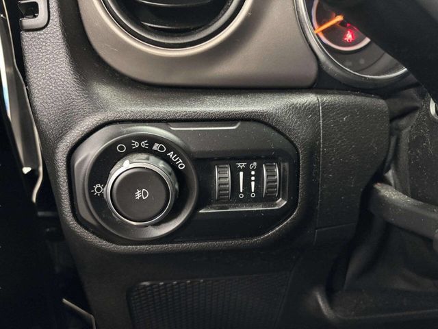 2020 Jeep Wrangler Unlimited Willys Sport 4x4 - 23004540 - 42