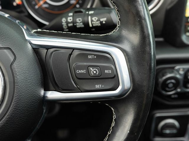 2020 Jeep Wrangler Unlimited Wrangler Unlimited Sahara 4x4, Sky-One Power Top, AMP PowerSteps - 22963685 - 31