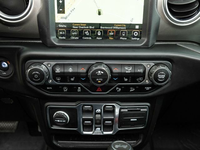 2020 Jeep Wrangler Unlimited Wrangler Unlimited Sahara 4x4, Sky-One Power Top, AMP PowerSteps - 22963685 - 37