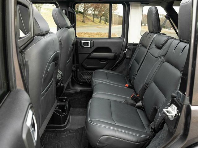 2020 Jeep Wrangler Unlimited Wrangler Unlimited Sahara 4x4, Sky-One Power Top, AMP PowerSteps - 22963685 - 49