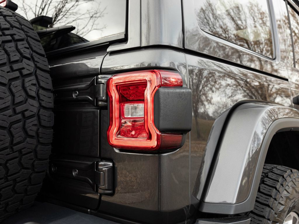 2020 Jeep Wrangler Unlimited Wrangler Unlimited Sahara 4x4, Sky-One Power Top, AMP PowerSteps - 22963685 - 56