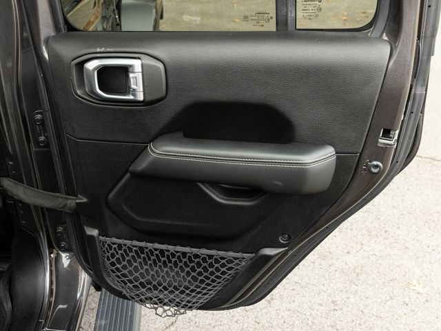 2020 Jeep Wrangler Unlimited Wrangler Unlimited Sahara 4x4, Sky-One Power Top, AMP PowerSteps - 22963685 - 58